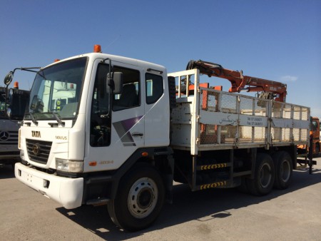 Tata ( Novos ) 6x4 truck 4034 with block crane Atlas